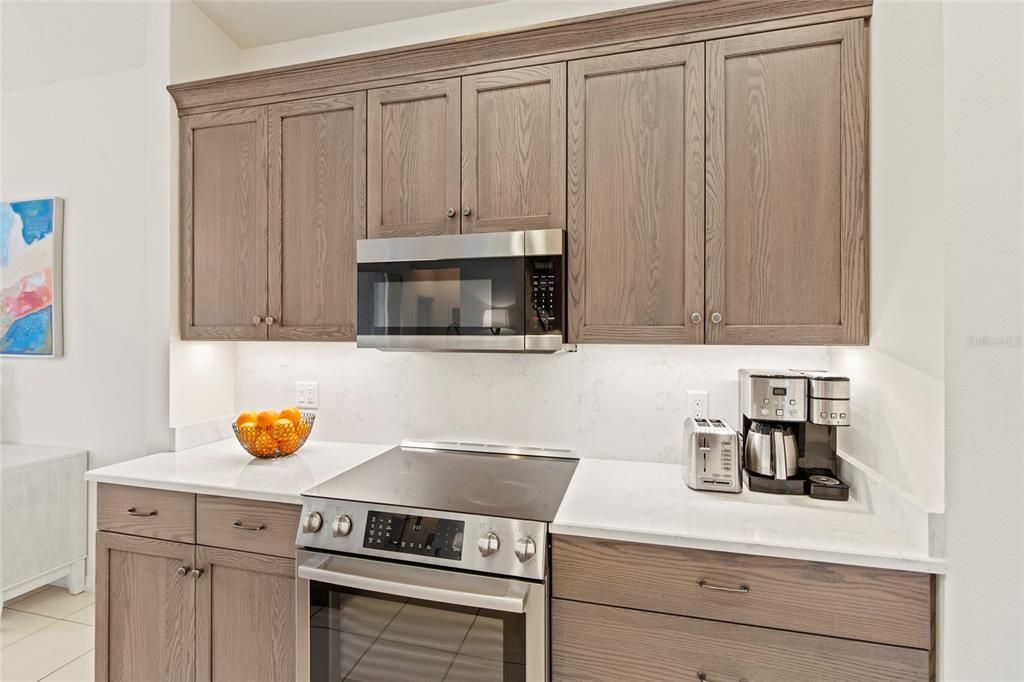 For Sale: $515,000 (2 beds, 2 baths, 1722 Square Feet)