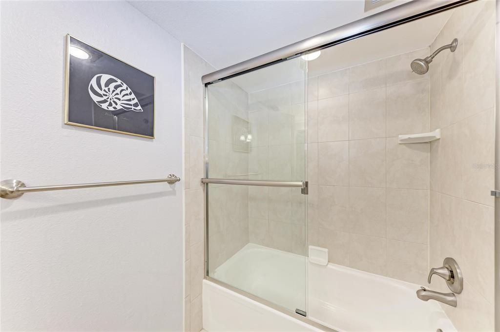 En Venta: $635,000 (2 camas, 1 baños, 933 Pies cuadrados)