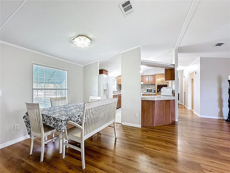 На продажу: $558,000 (3 спален, 3 ванн, 1449 Квадратных фут)