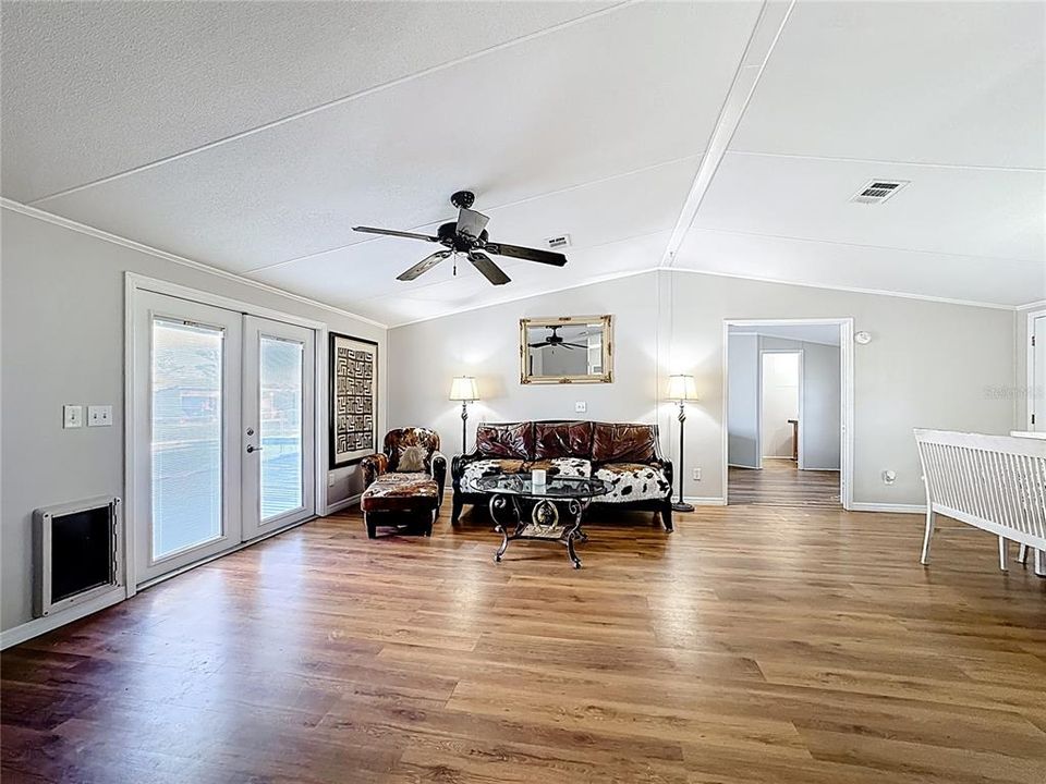 На продажу: $558,000 (3 спален, 3 ванн, 1449 Квадратных фут)