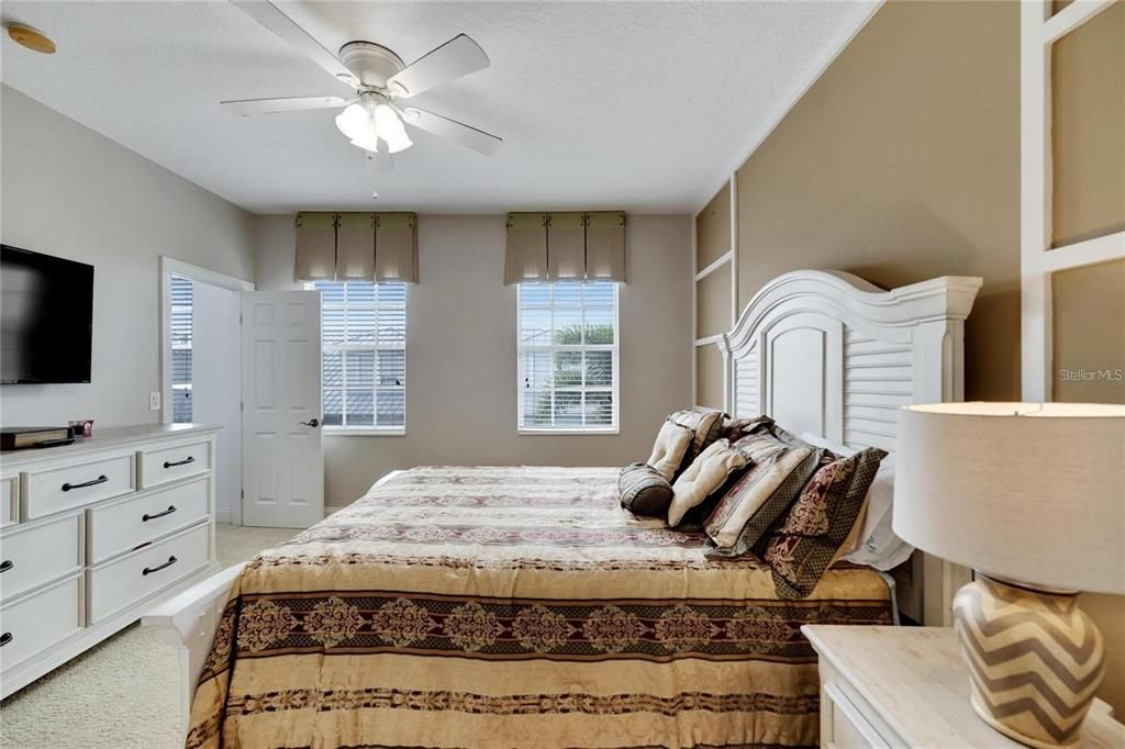 For Sale: $439,000 (3 beds, 2 baths, 2623 Square Feet)