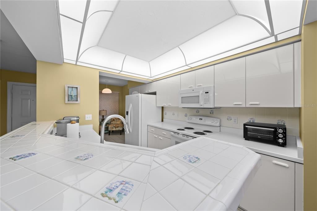 For Sale: $569,000 (3 beds, 3 baths, 2065 Square Feet)