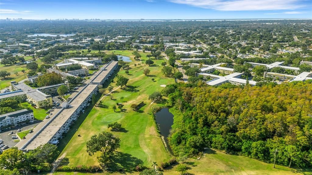 待售: $240,000 (2 贝兹, 2 浴室, 1400 平方英尺)