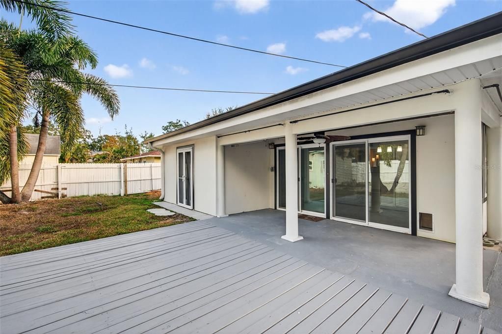 For Sale: $500,000 (4 beds, 2 baths, 1614 Square Feet)