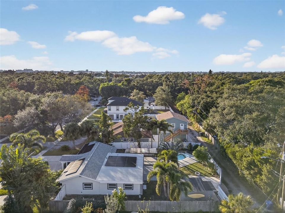 For Sale: $500,000 (4 beds, 2 baths, 1614 Square Feet)