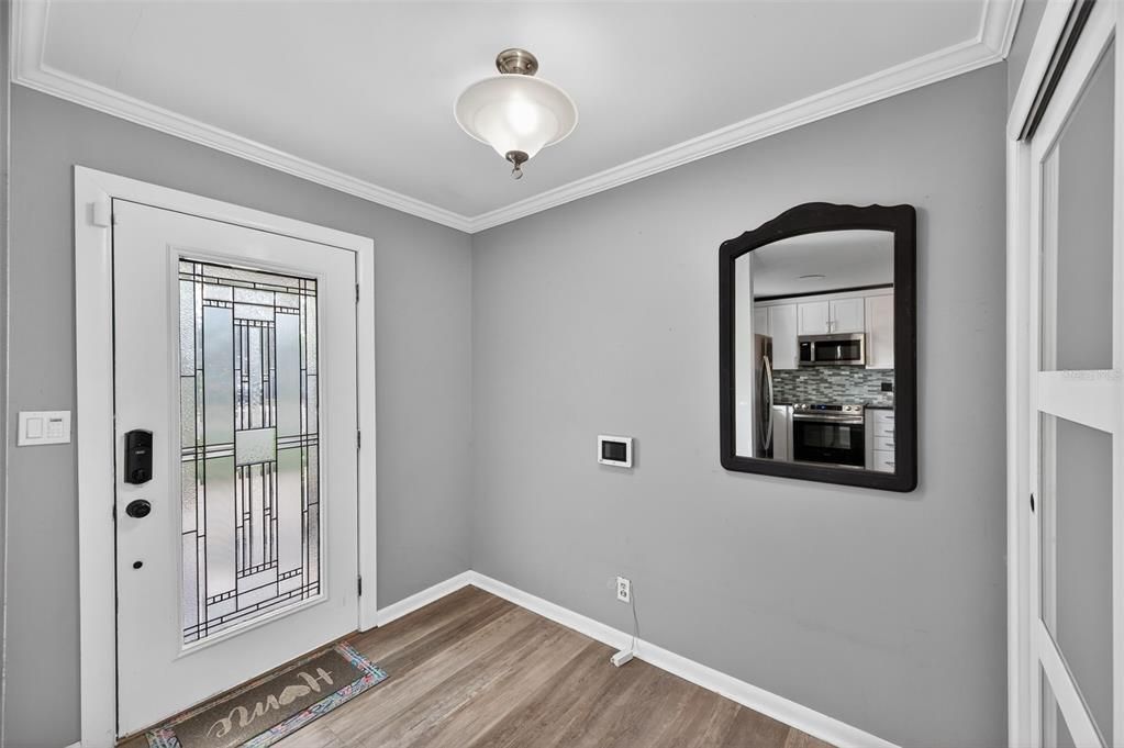 For Sale: $500,000 (4 beds, 2 baths, 1614 Square Feet)