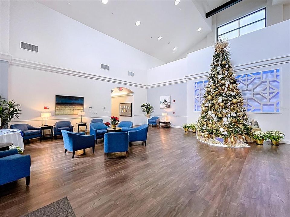 For Sale: $265,000 (2 beds, 2 baths, 1642 Square Feet)