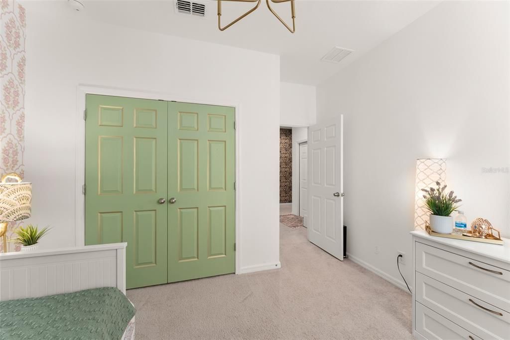 For Sale: $419,000 (4 beds, 2 baths, 2094 Square Feet)