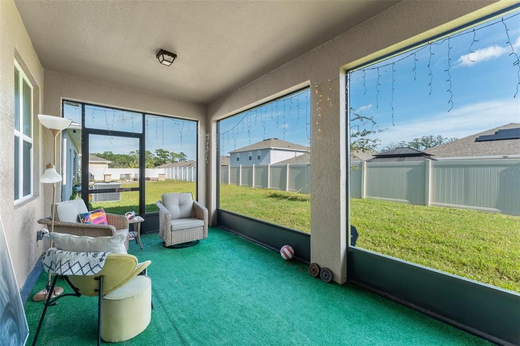 For Sale: $419,000 (4 beds, 2 baths, 2094 Square Feet)