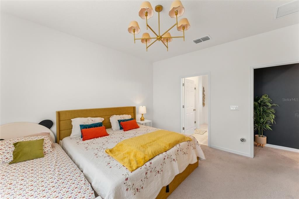 For Sale: $419,000 (4 beds, 2 baths, 2094 Square Feet)