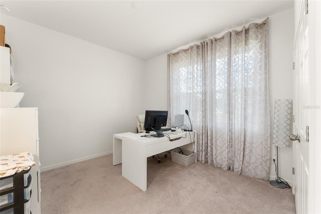 For Sale: $419,000 (4 beds, 2 baths, 2094 Square Feet)