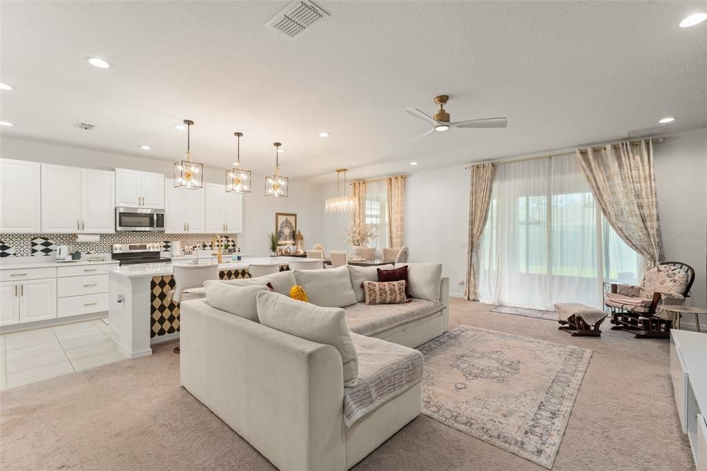 For Sale: $419,000 (4 beds, 2 baths, 2094 Square Feet)