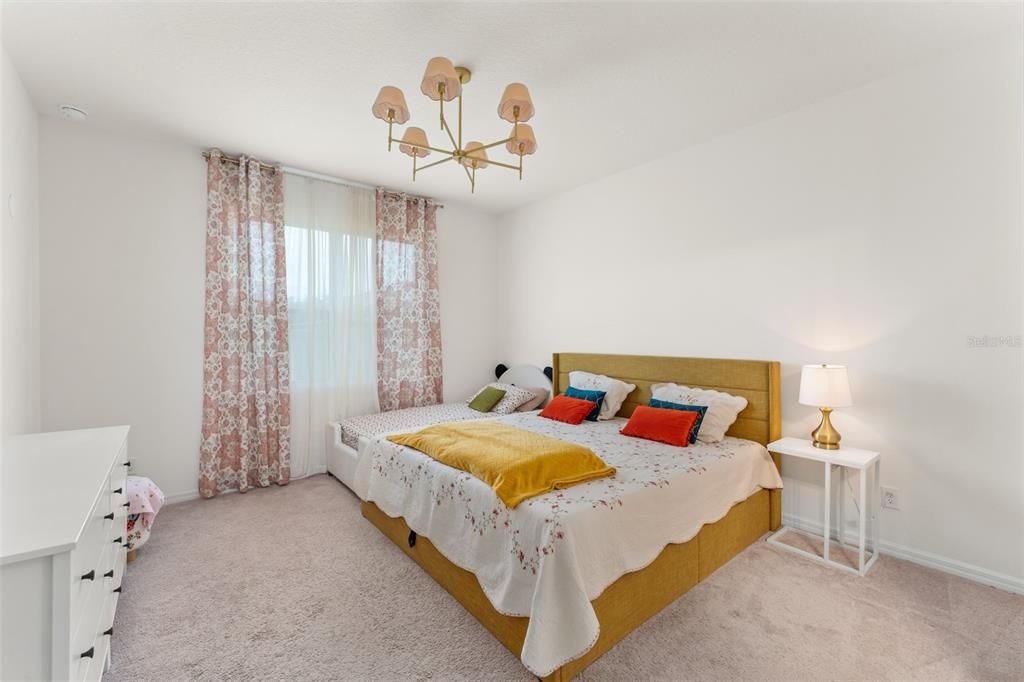 For Sale: $419,000 (4 beds, 2 baths, 2094 Square Feet)