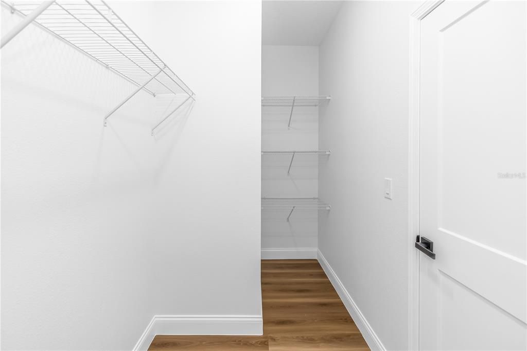 На продажу: $335,000 (3 спален, 2 ванн, 1547 Квадратных фут)