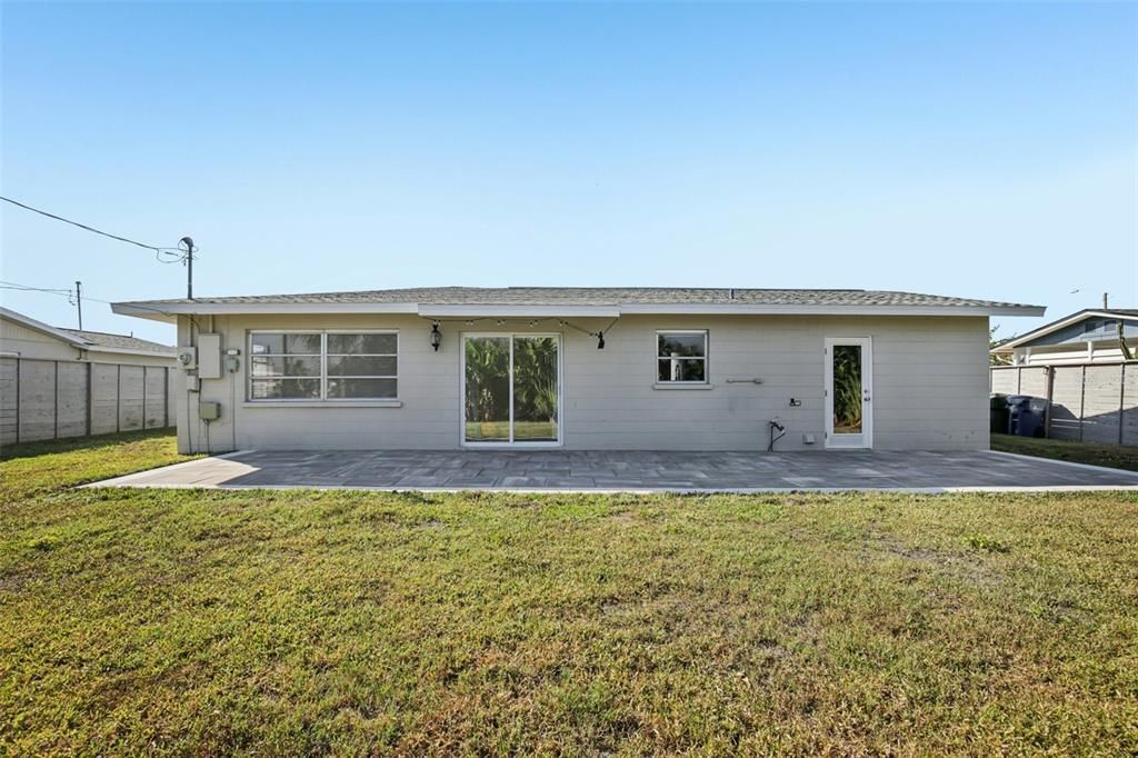 En Venta: $295,000 (3 camas, 2 baños, 1125 Pies cuadrados)