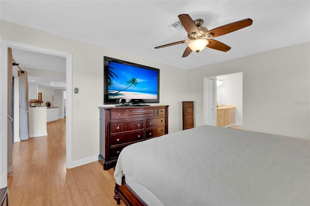 待售: $519,000 (3 贝兹, 2 浴室, 1810 平方英尺)