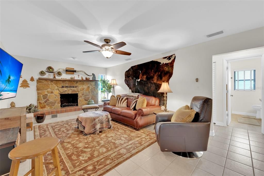 待售: $519,000 (3 贝兹, 2 浴室, 1810 平方英尺)