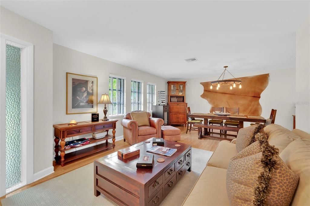 待售: $519,000 (3 贝兹, 2 浴室, 1810 平方英尺)