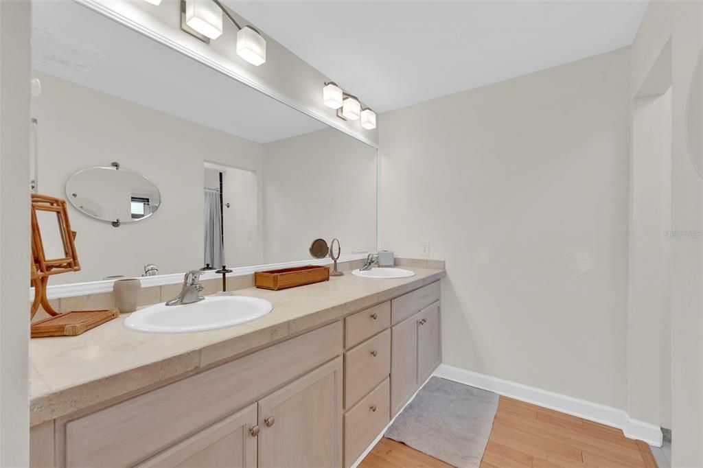 待售: $519,000 (3 贝兹, 2 浴室, 1810 平方英尺)