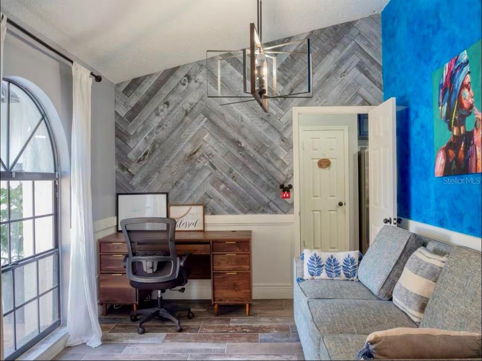 For Rent: $2,850 (4 beds, 2 baths, 2037 Square Feet)