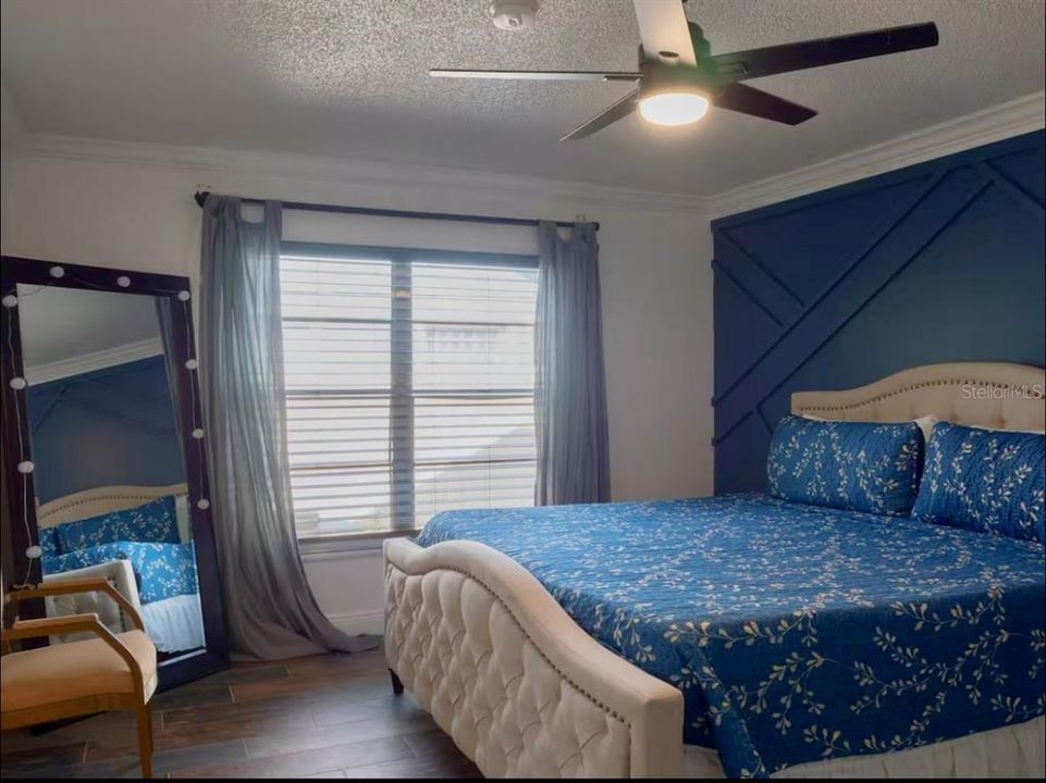 For Rent: $2,850 (4 beds, 2 baths, 2037 Square Feet)