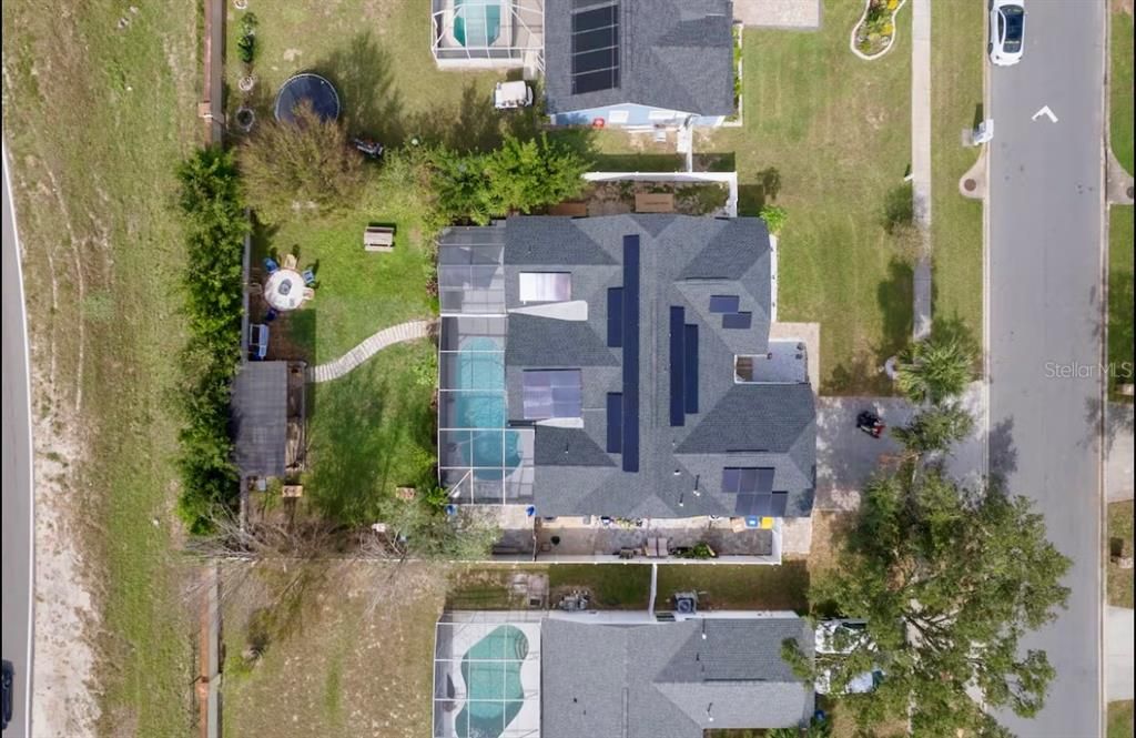 For Rent: $2,850 (4 beds, 2 baths, 2037 Square Feet)