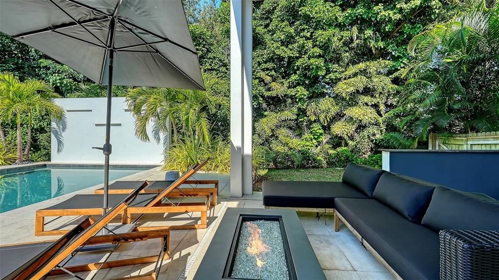 En Venta: $4,895,000 (4 camas, 4 baños, 4217 Pies cuadrados)