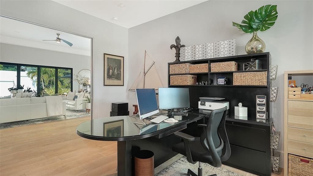 En Venta: $4,895,000 (4 camas, 4 baños, 4217 Pies cuadrados)