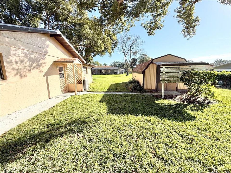 На продажу: $249,900 (2 спален, 2 ванн, 1483 Квадратных фут)