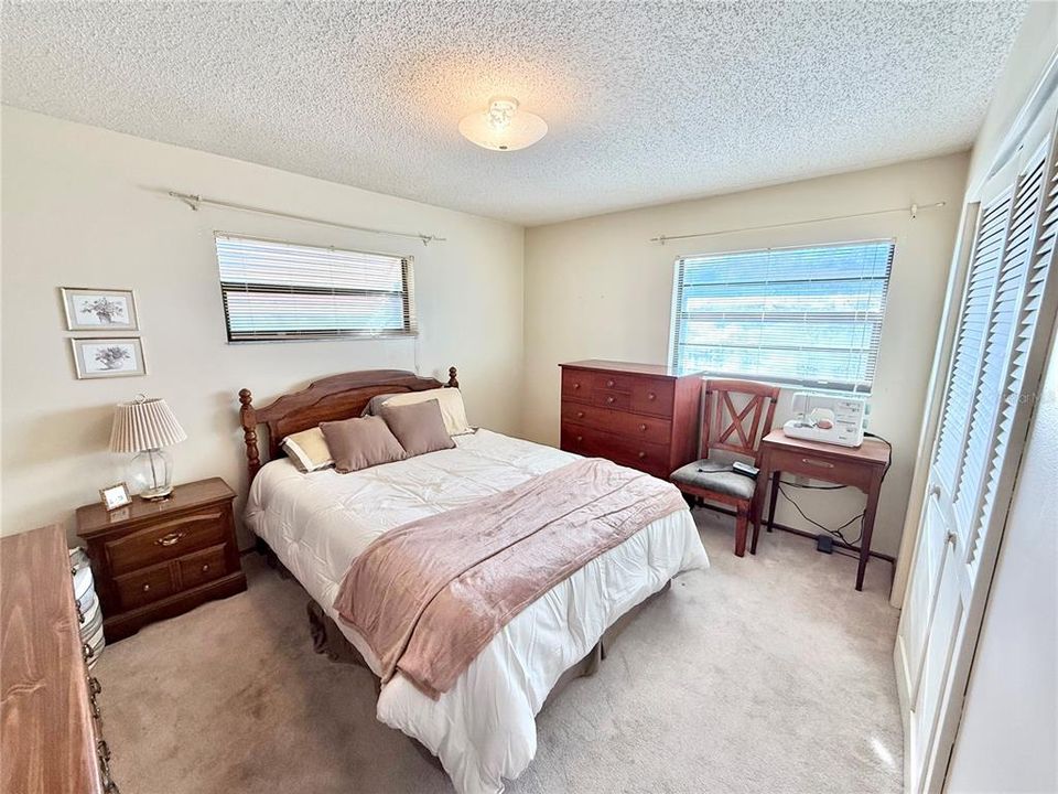 На продажу: $249,900 (2 спален, 2 ванн, 1483 Квадратных фут)