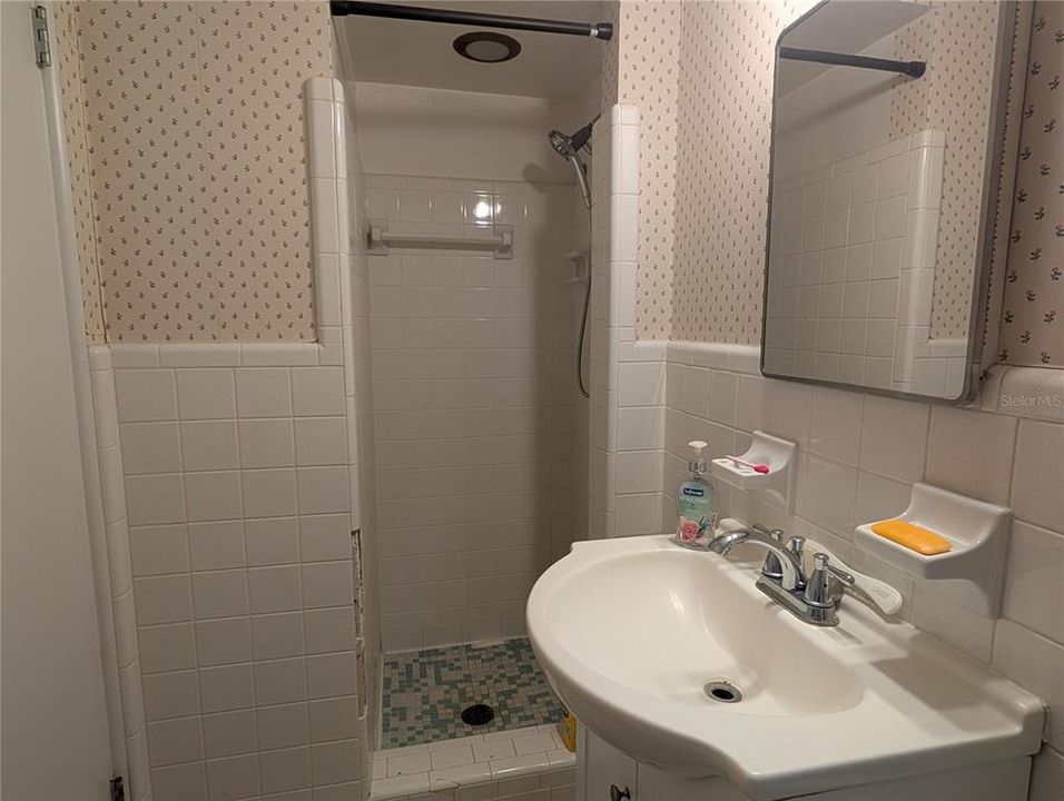 For Sale: $330,000 (3 beds, 2 baths, 1335 Square Feet)