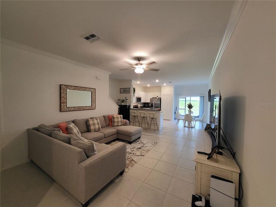 For Rent: $1,900 (3 beds, 2 baths, 1634 Square Feet)