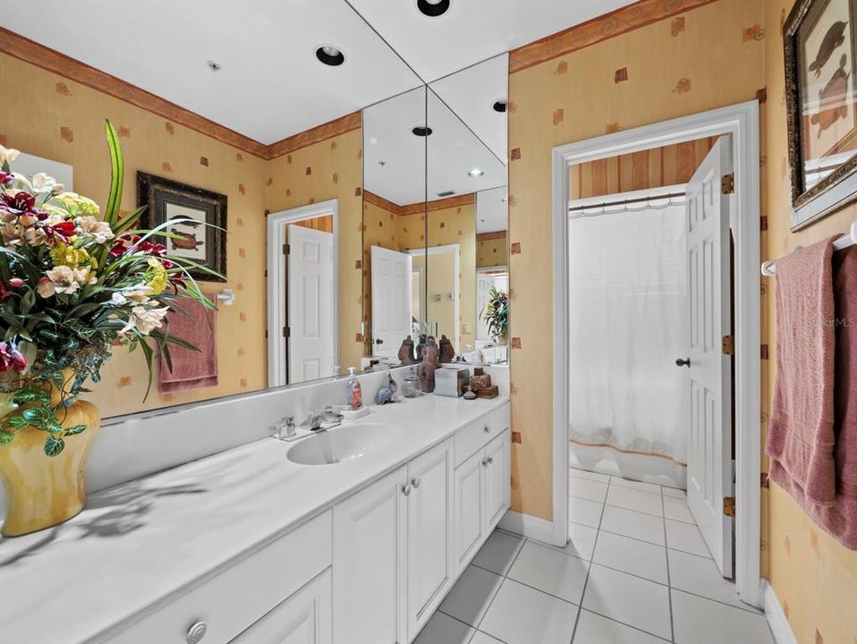 На продажу: $1,100,000 (3 спален, 2 ванн, 2813 Квадратных фут)