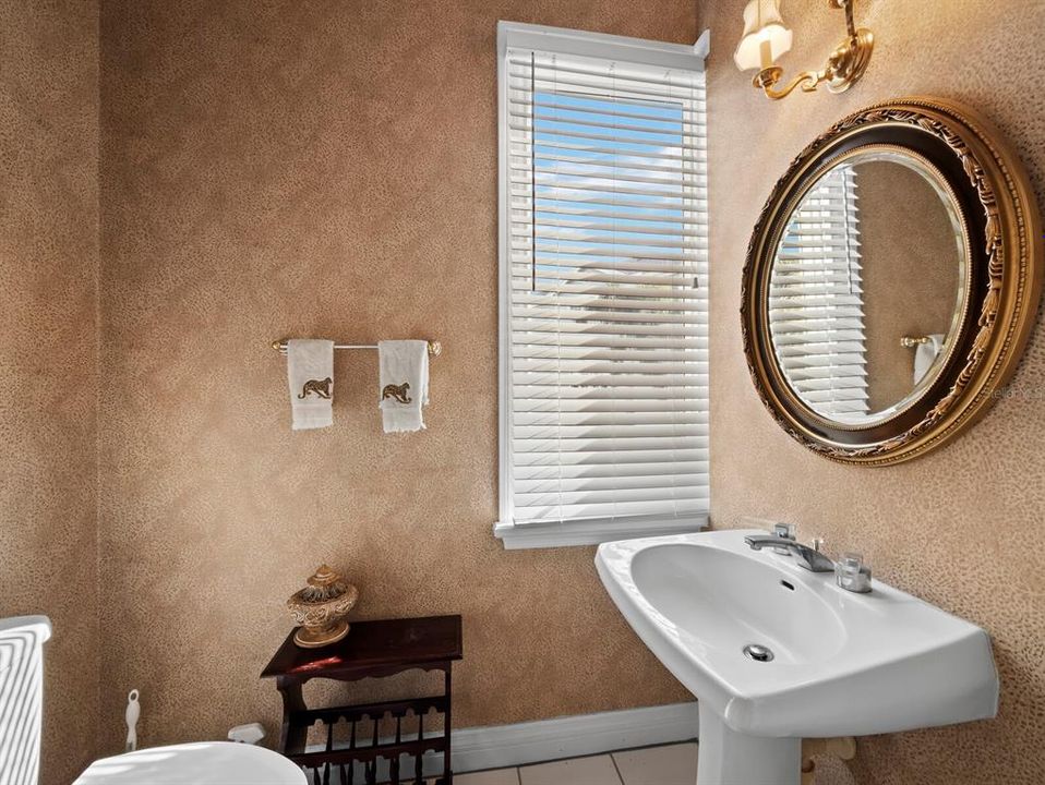 На продажу: $1,100,000 (3 спален, 2 ванн, 2813 Квадратных фут)