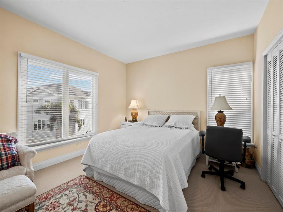 На продажу: $1,100,000 (3 спален, 2 ванн, 2813 Квадратных фут)