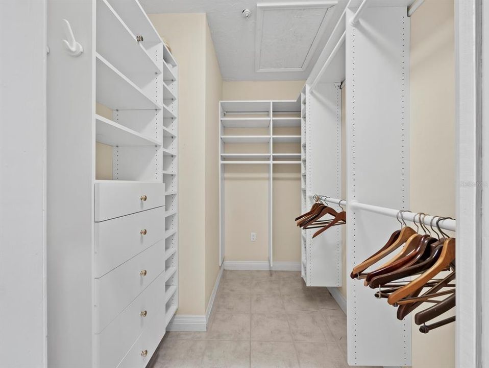 На продажу: $1,100,000 (3 спален, 2 ванн, 2813 Квадратных фут)