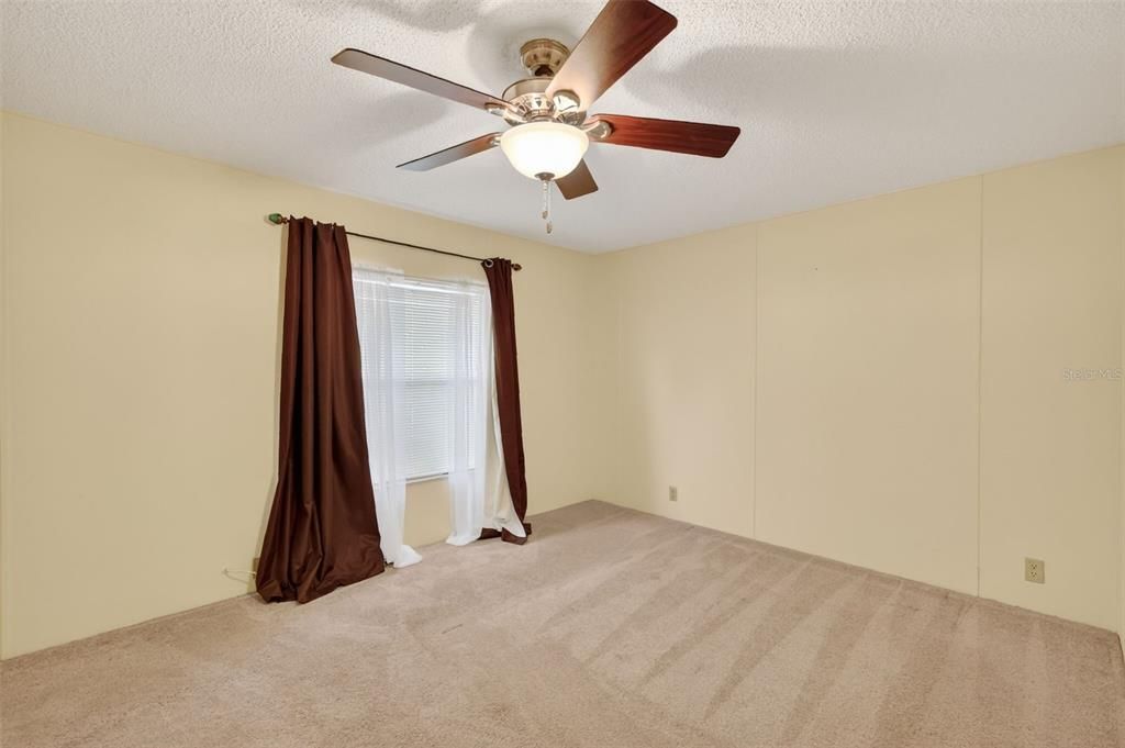 En Venta: $170,000 (2 camas, 2 baños, 1352 Pies cuadrados)