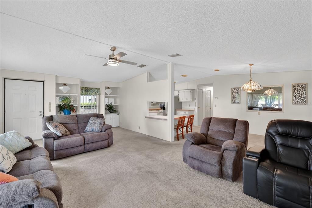 En Venta: $170,000 (2 camas, 2 baños, 1352 Pies cuadrados)