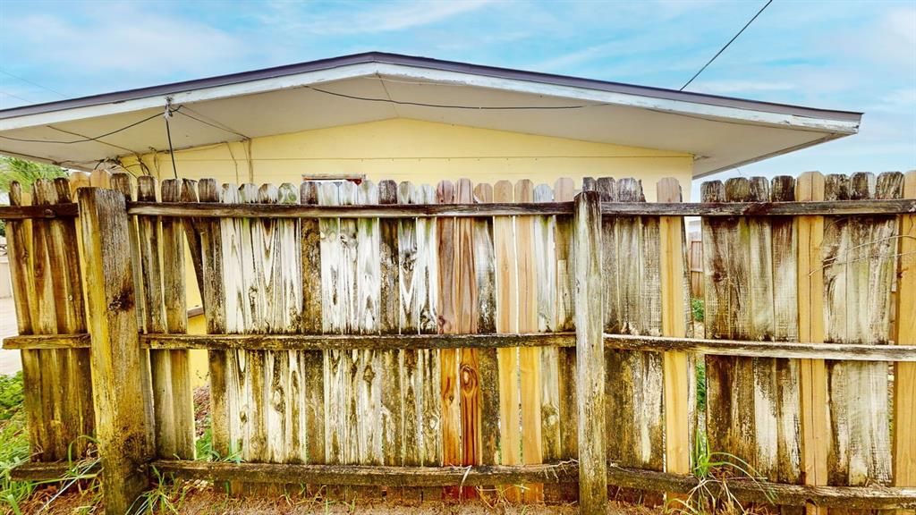 待售: $409,999 (3 贝兹, 0 浴室, 1399 平方英尺)