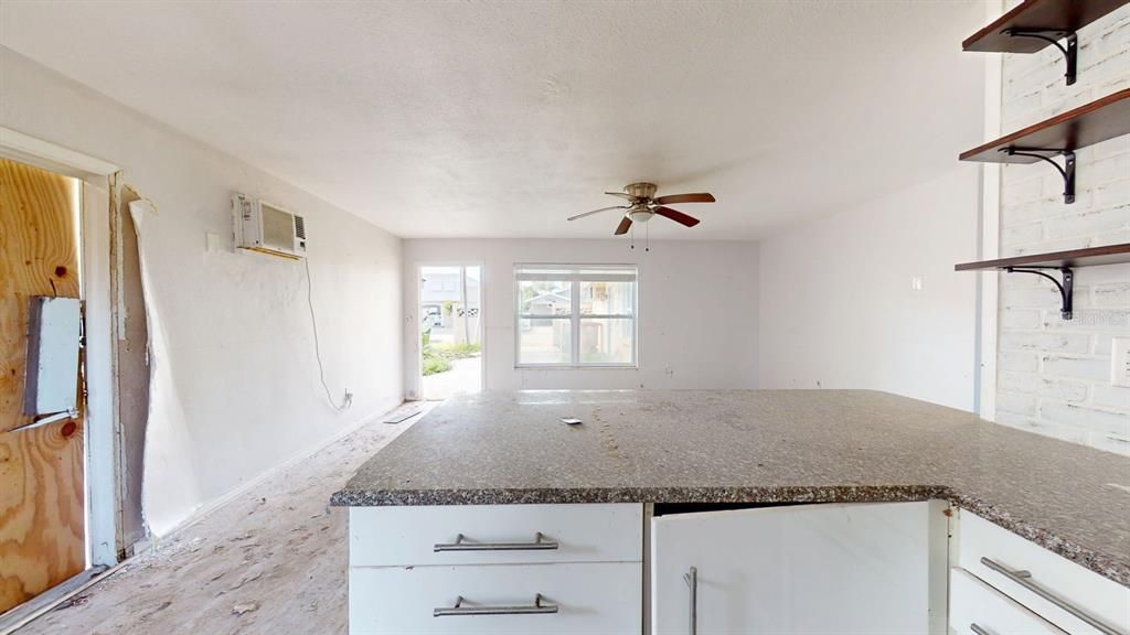 待售: $409,999 (3 贝兹, 0 浴室, 1399 平方英尺)