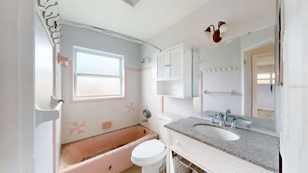 待售: $409,999 (3 贝兹, 0 浴室, 1399 平方英尺)