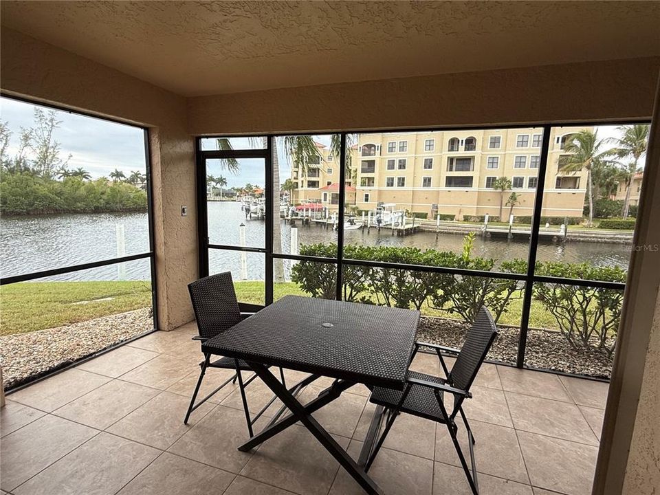 En Venta: $189,500 (2 camas, 2 baños, 1138 Pies cuadrados)