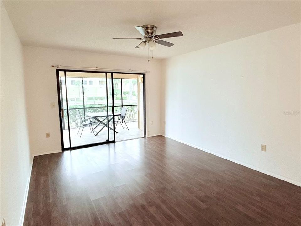 En Venta: $189,500 (2 camas, 2 baños, 1138 Pies cuadrados)