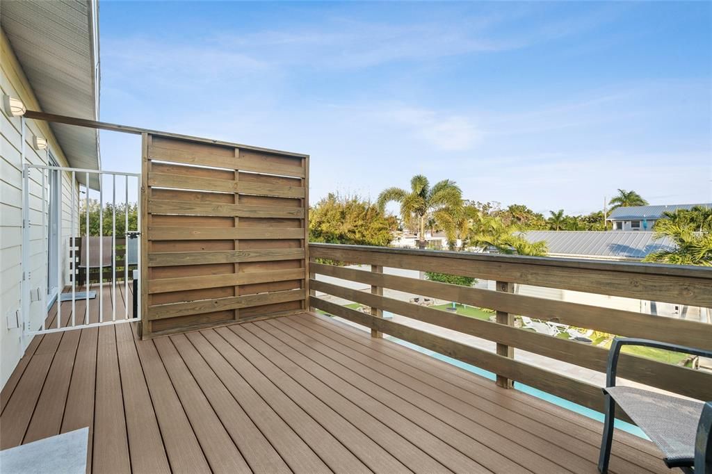 На продажу: $1,095,000 (4 спален, 0 ванн, 2204 Квадратных фут)