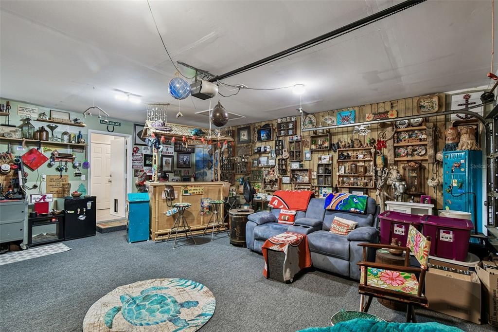 На продажу: $449,900 (3 спален, 2 ванн, 1214 Квадратных фут)