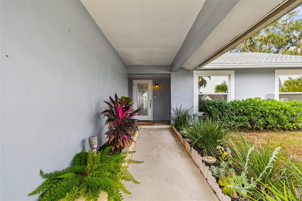 На продажу: $449,900 (3 спален, 2 ванн, 1214 Квадратных фут)