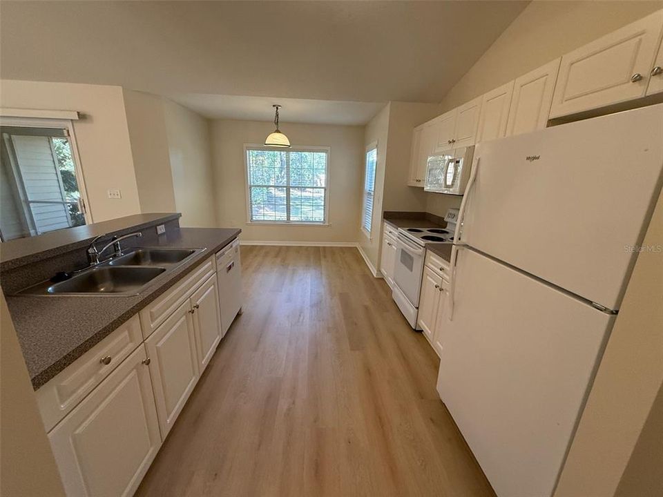 En Venta: $345,000 (3 camas, 2 baños, 1599 Pies cuadrados)