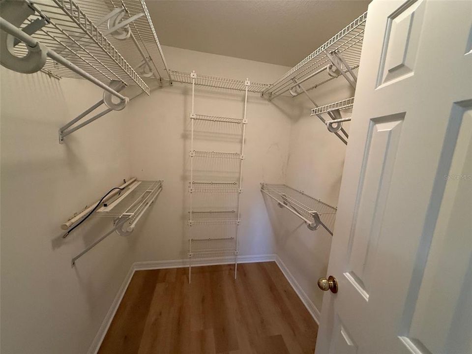 En Venta: $345,000 (3 camas, 2 baños, 1599 Pies cuadrados)