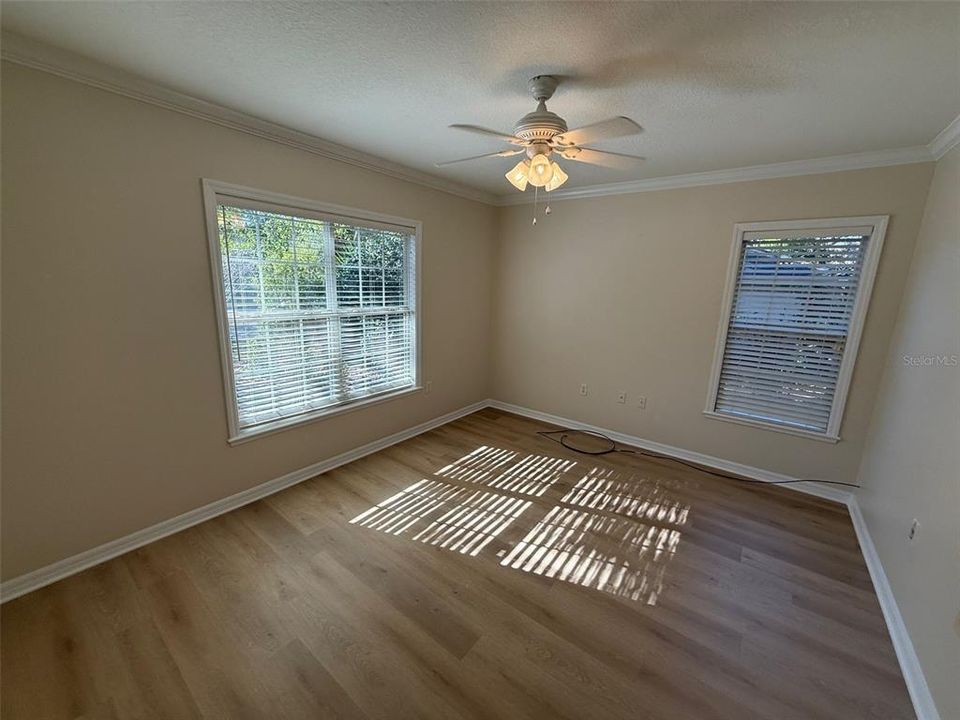 En Venta: $345,000 (3 camas, 2 baños, 1599 Pies cuadrados)