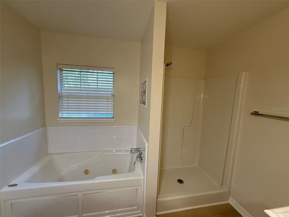 En Venta: $345,000 (3 camas, 2 baños, 1599 Pies cuadrados)